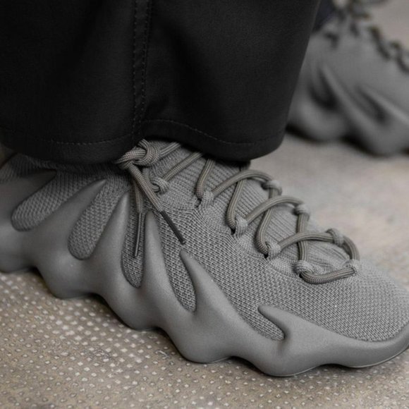 NIB Adidas Yeezy 450 Cinder Mens Sneakers Shoes - Picture 7 of 9